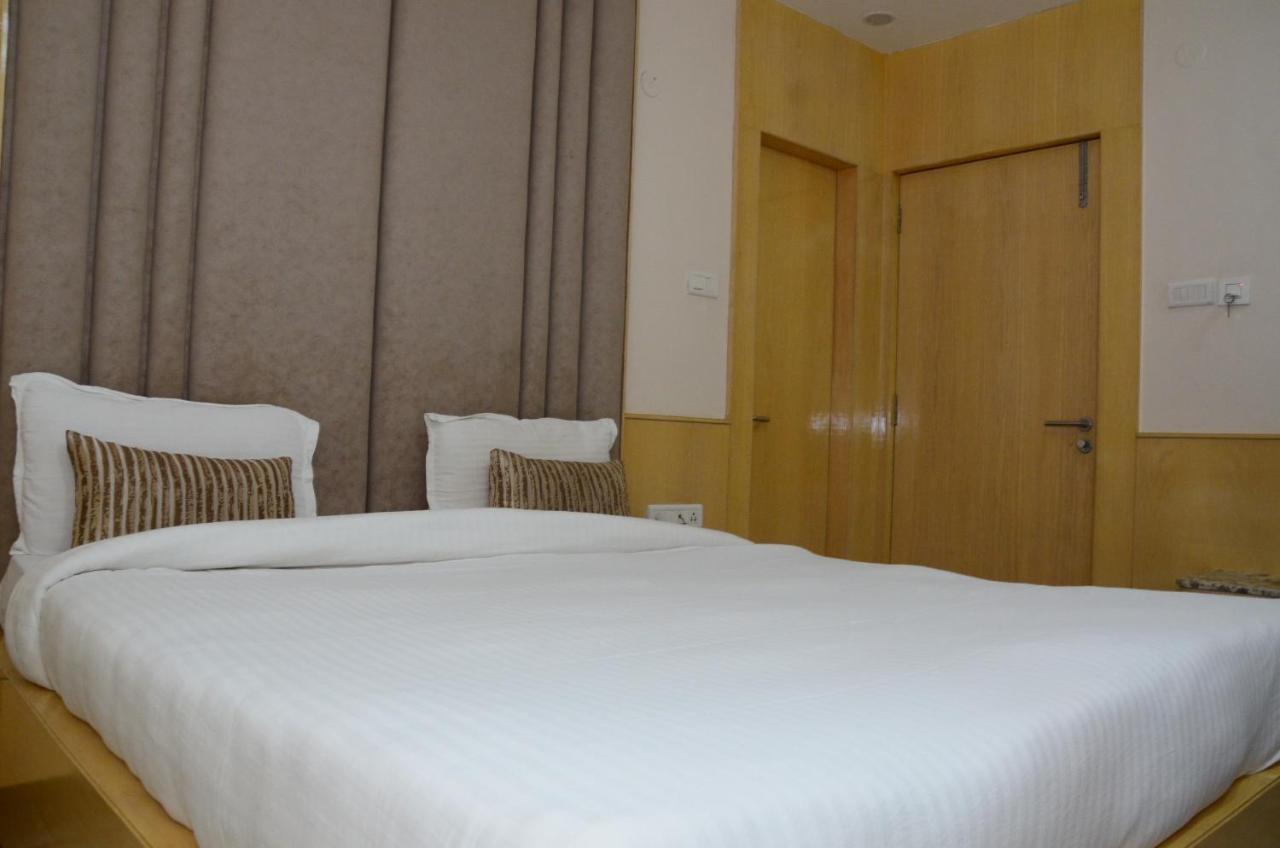 Crytsal Residency Hotel Ranchi Exterior photo