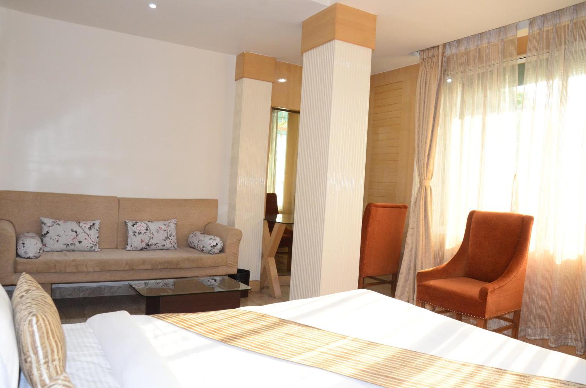 Crytsal Residency Hotel Ranchi Exterior photo