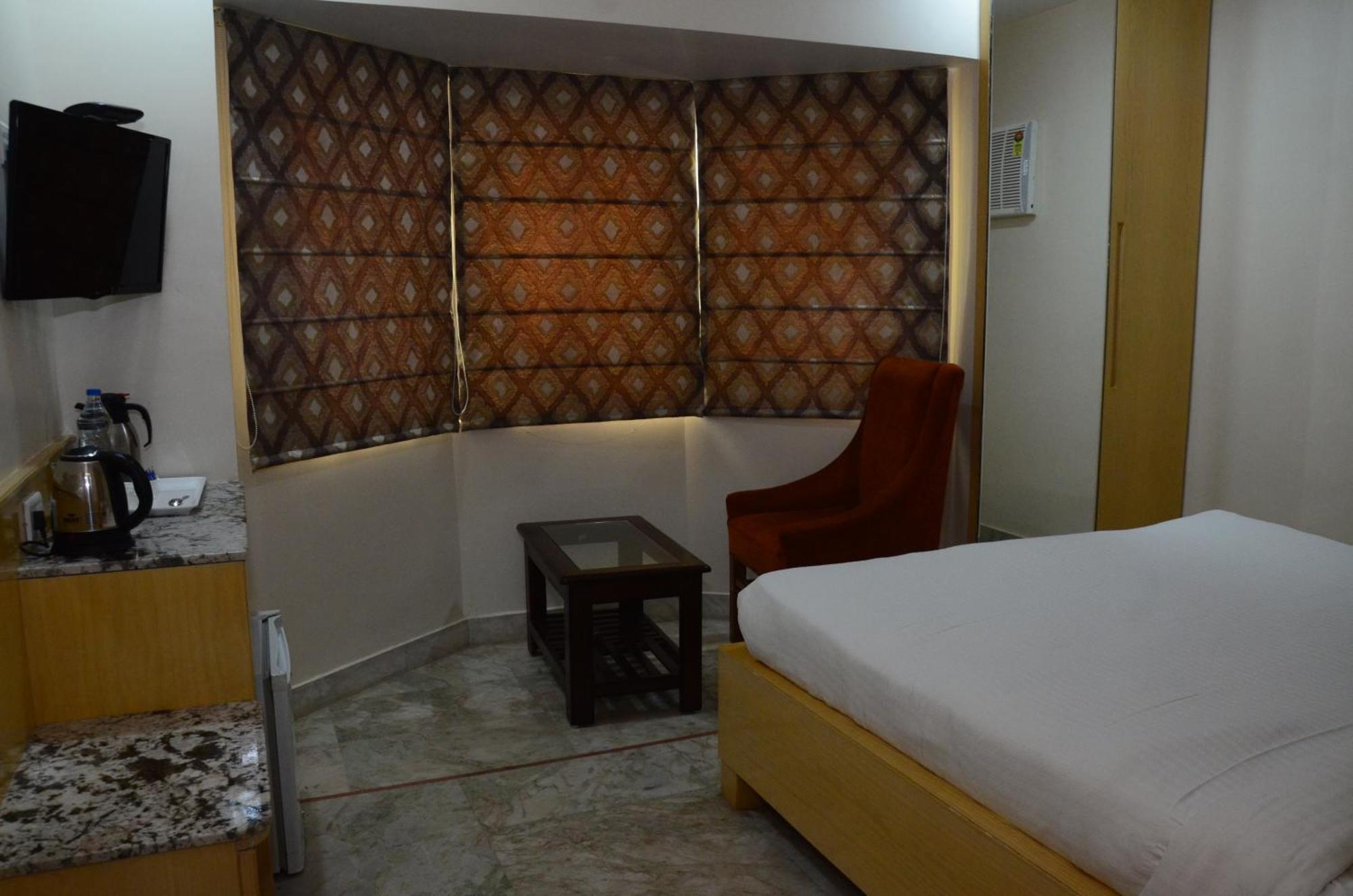 Crytsal Residency Hotel Ranchi Exterior photo